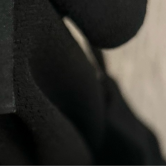 Top - Picture 2 of 3